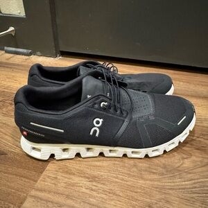 On Running Men's Black and White Athletic Shoes